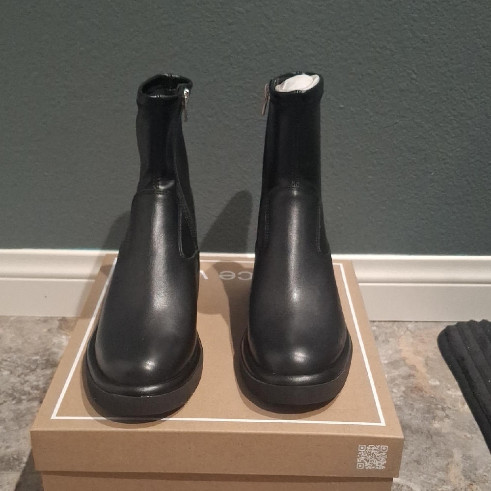Dolce Vita Black Winter & Rain Boots